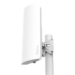 Alternative view of mANTBox 15s