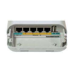 Alternative view of OmniTIK 5 PoE